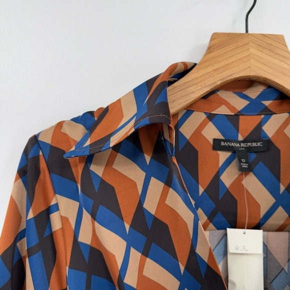 Banana Republic Satin Wrap Mini Dress in Orange Print Size 12 - Picture 6 of 14